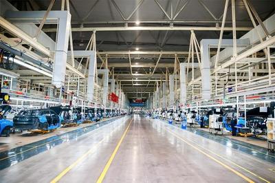 上市2個(gè)月銷量超合資車，試駕當(dāng)紅“明日座駕”長(zhǎng)安CS75PLUS，揭秘其背后的云計(jì)算裝備技術(shù)服務(wù)